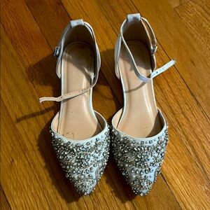 Elegant White Embellished Women's Shoes